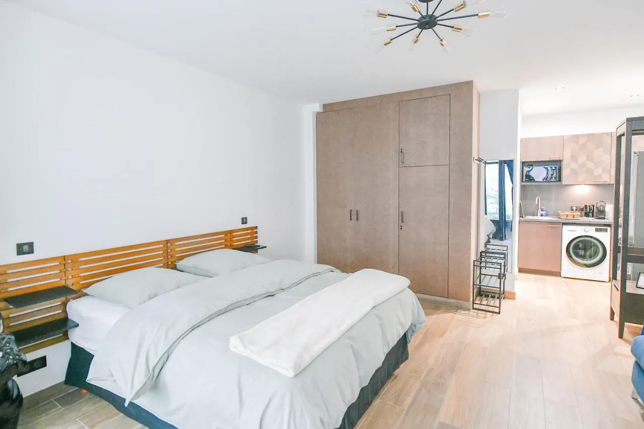 Apartment Montmartre Charme Et Elegance - Appartement Lumineux A Deux Pas Du Sacre-Coeur Paris